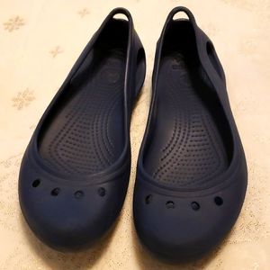 CROCS Navy colored dress flats